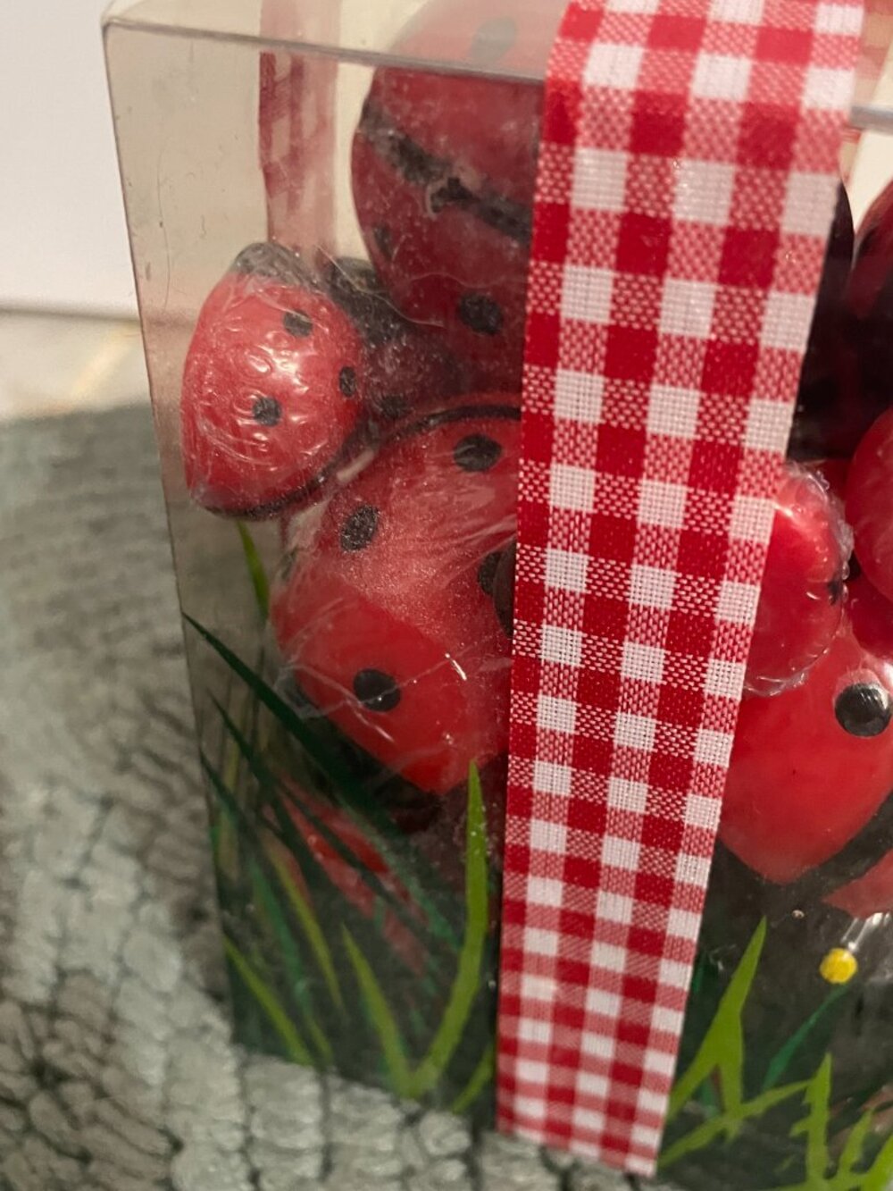 Crate & Barrel Ladybug Floating Candles Set of 18 x 2 packages =36 Candles NWT - Picture 6 of 6
